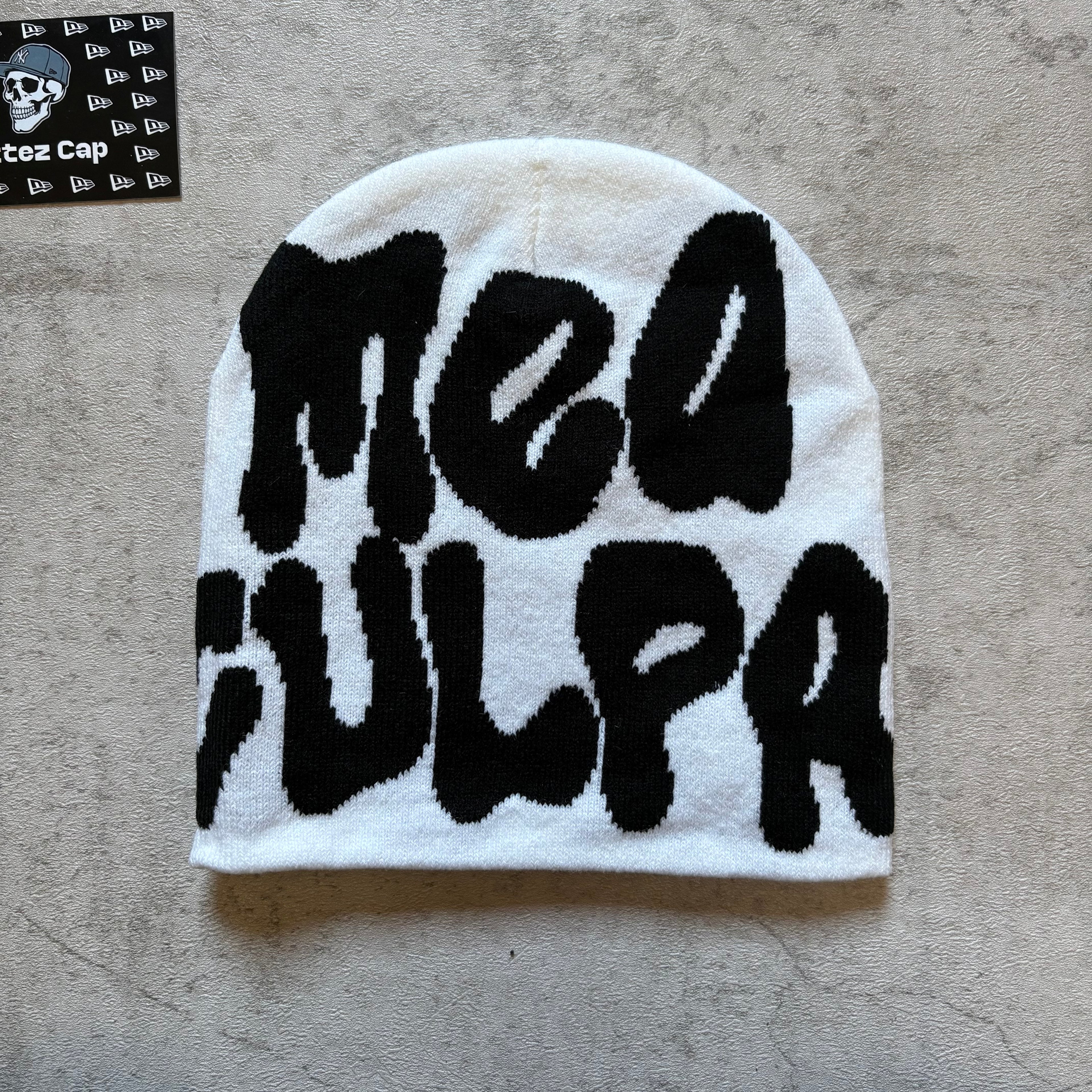 MEA CULPA BEANIE white and black