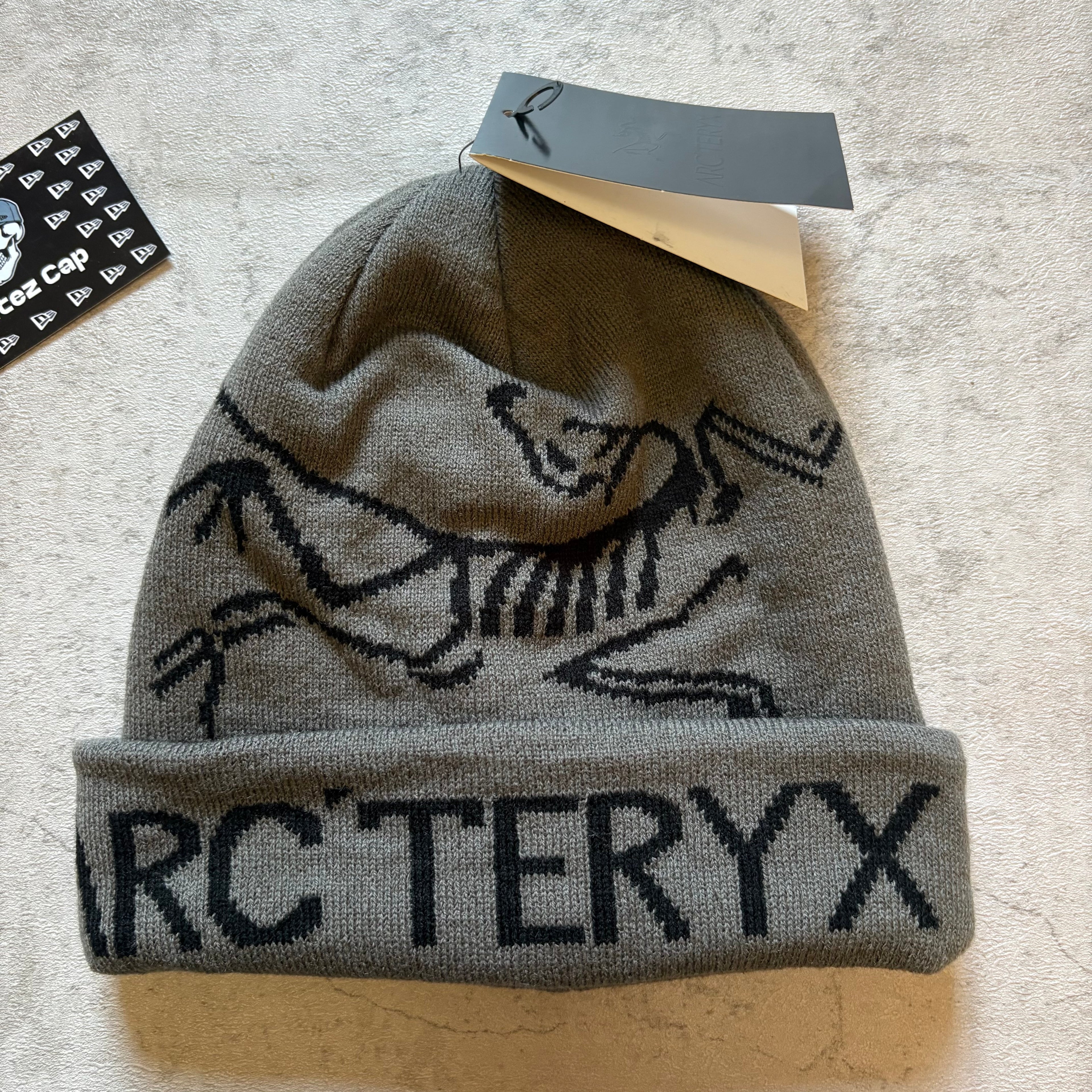 Arc'teryx Bird Word beanie Dark gray
