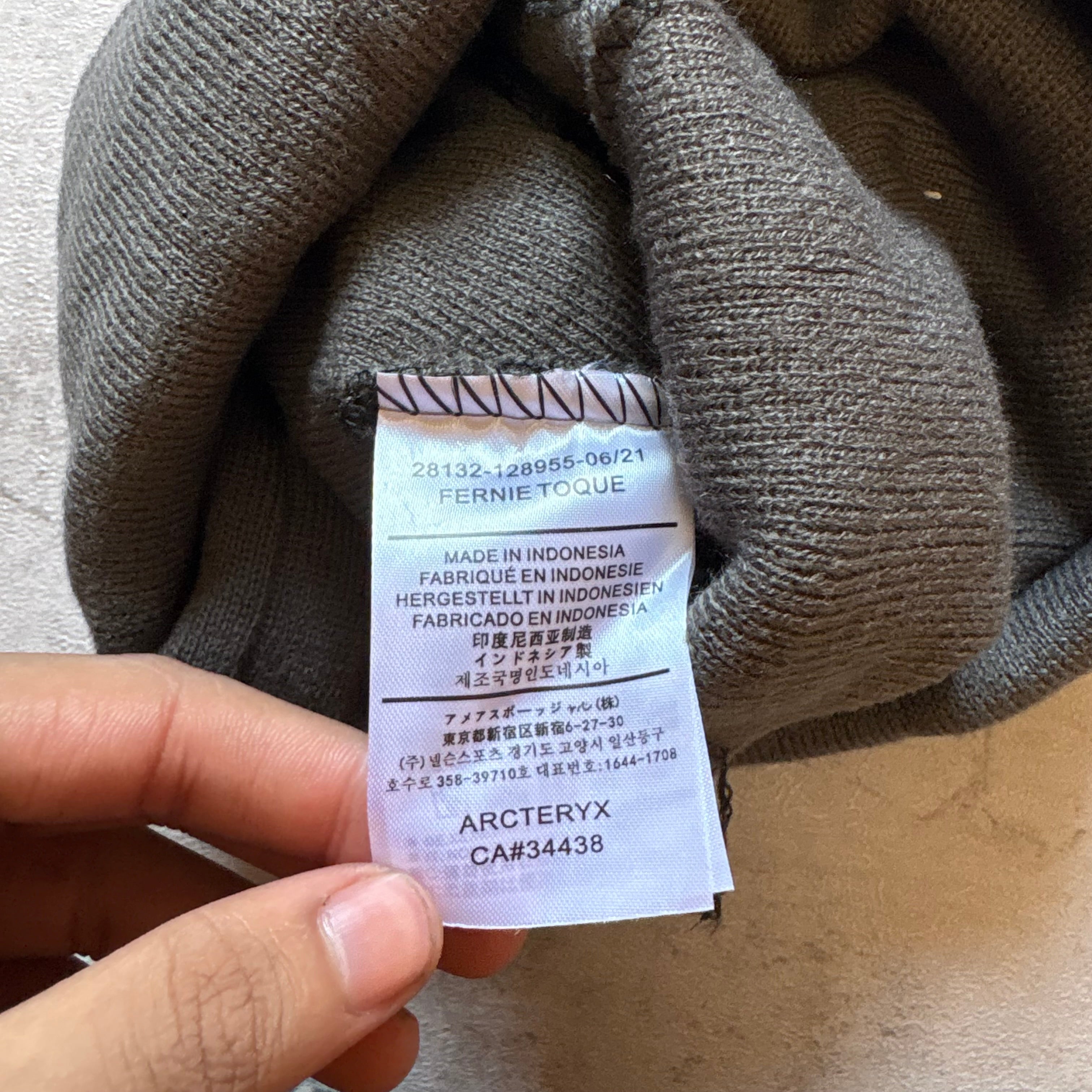 Arc'teryx Bird Word beanie Dark gray