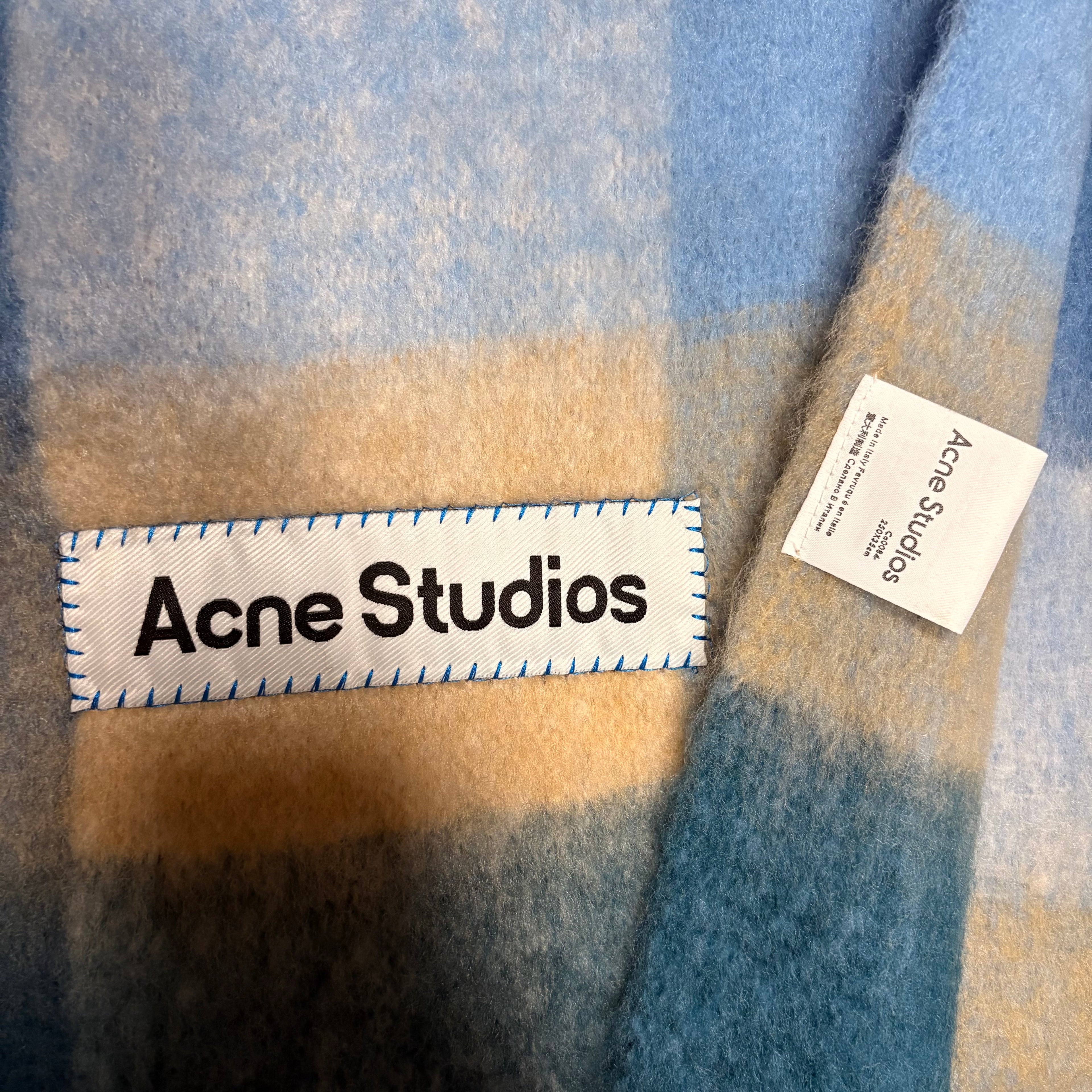 Acne studios MOHAIR SCARF pastel blue/beige