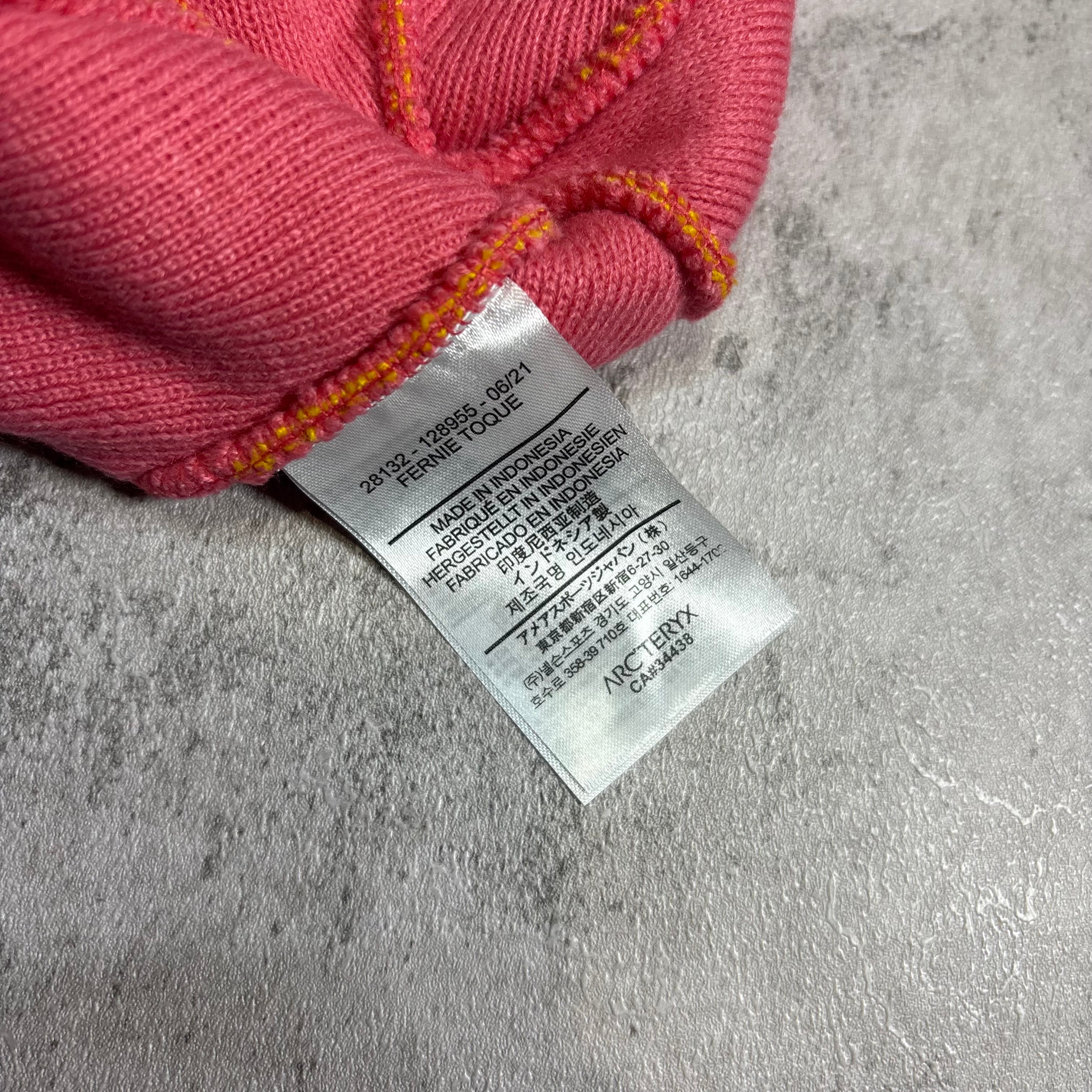Arc'teryx Bird Head Toque pink and yellow