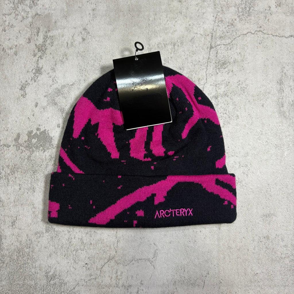 Arc'teryx grotto Beanie black and pink